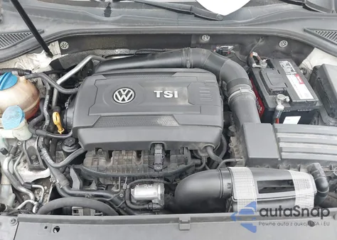 2015 Volkswagen Passat 1.8T S z USA, uszkodzony, nr VIN 1VWAT7A36FC042383